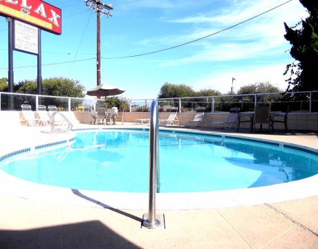 Relax Inn and Suites - Lounge By Our Pool