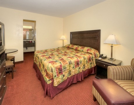 Relax Inn and Suites - Relax in Our King Suite