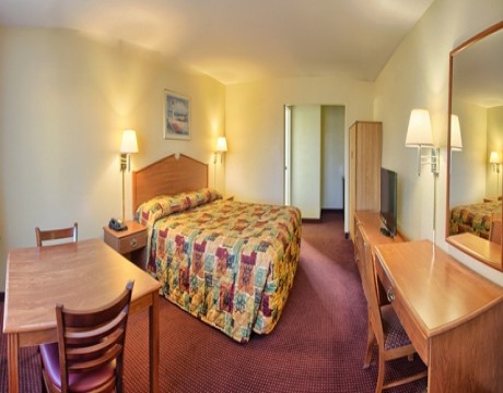 Relax Inn and Suites - Affordable Accommodations in El Cajon